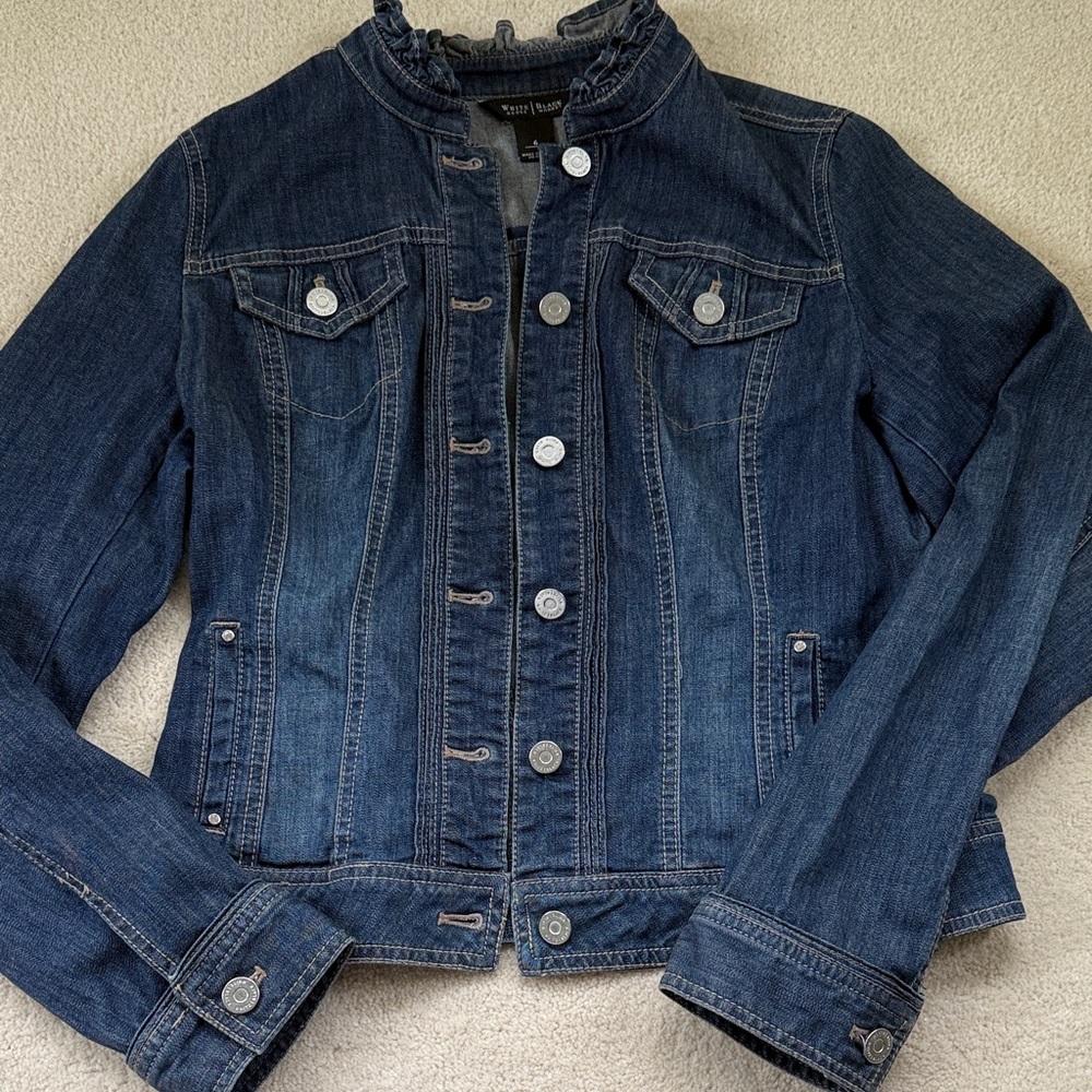White House Black Market Size 6 Dark Blue Jean Button-up Jacket